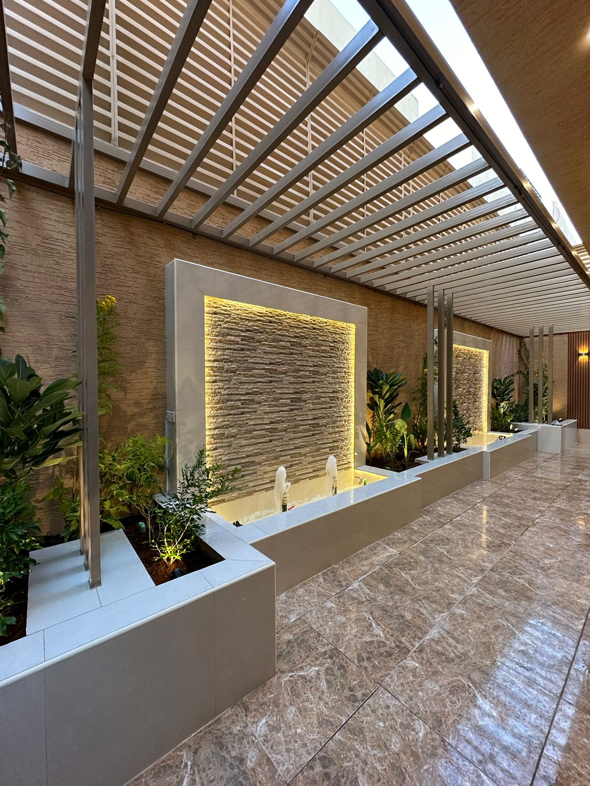 تنسيق حدائق (106)